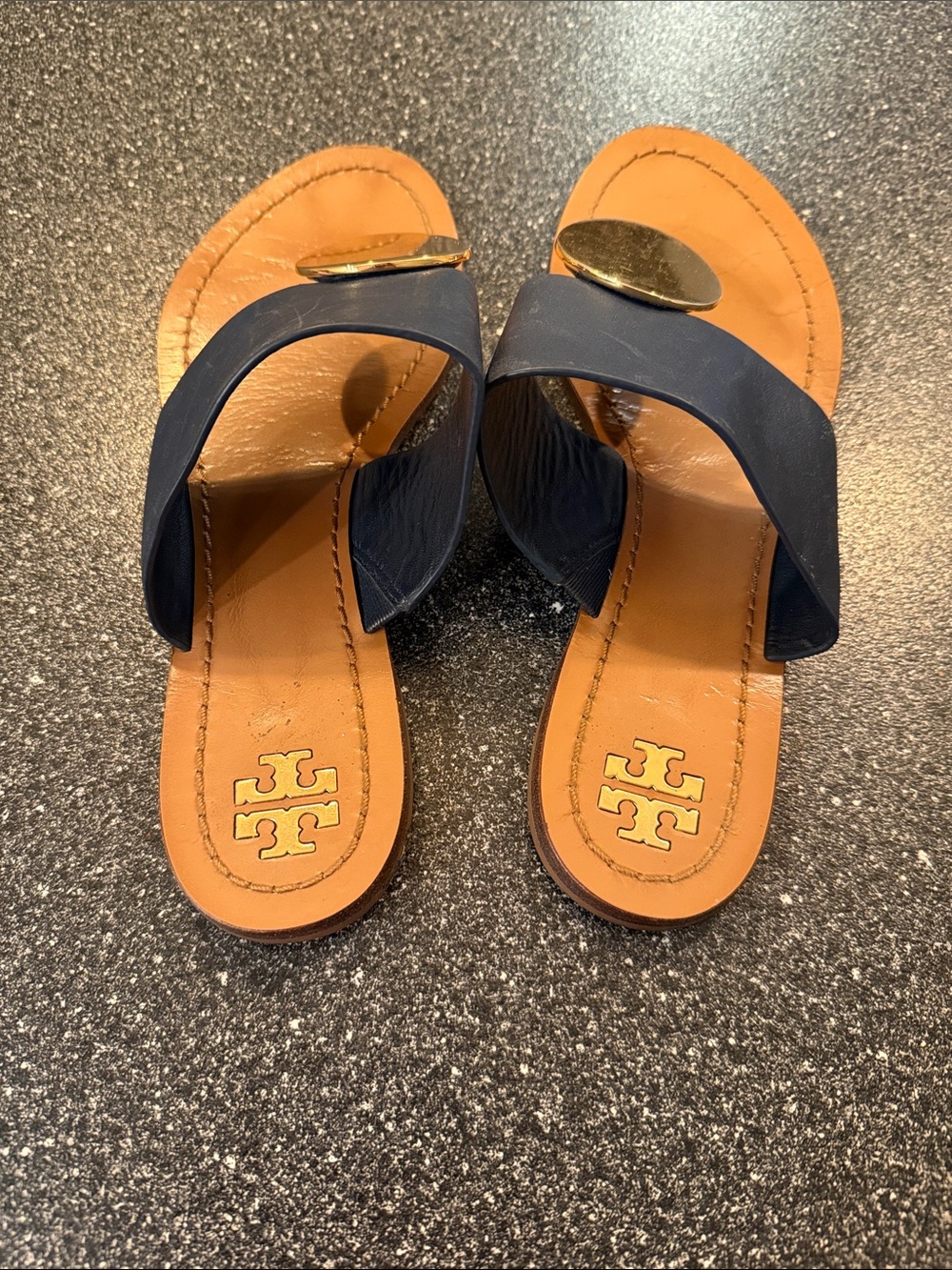 Women’s Tory Burch Patos Disk sandals in Navy Blue - size 9 - Picture 3 of 6